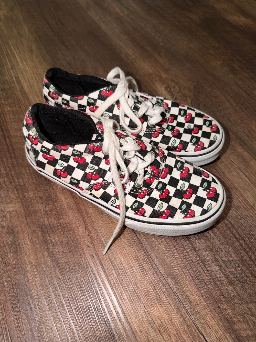 Vans Girls Sneakers w/Cherry design & Checkered size 1.5